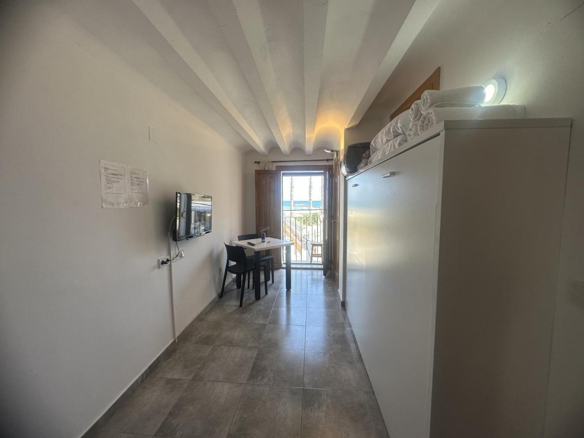 Arsenal 31 By Seaward Suites Villajoyosa Buitenkant foto